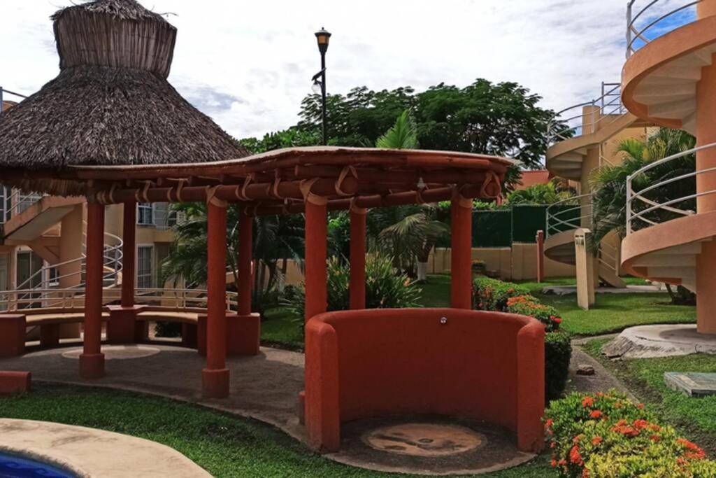 Ixtapa Al Mejor Precio, "Casa Las Conchas" 锡瓦塔塔内霍 外观 照片
