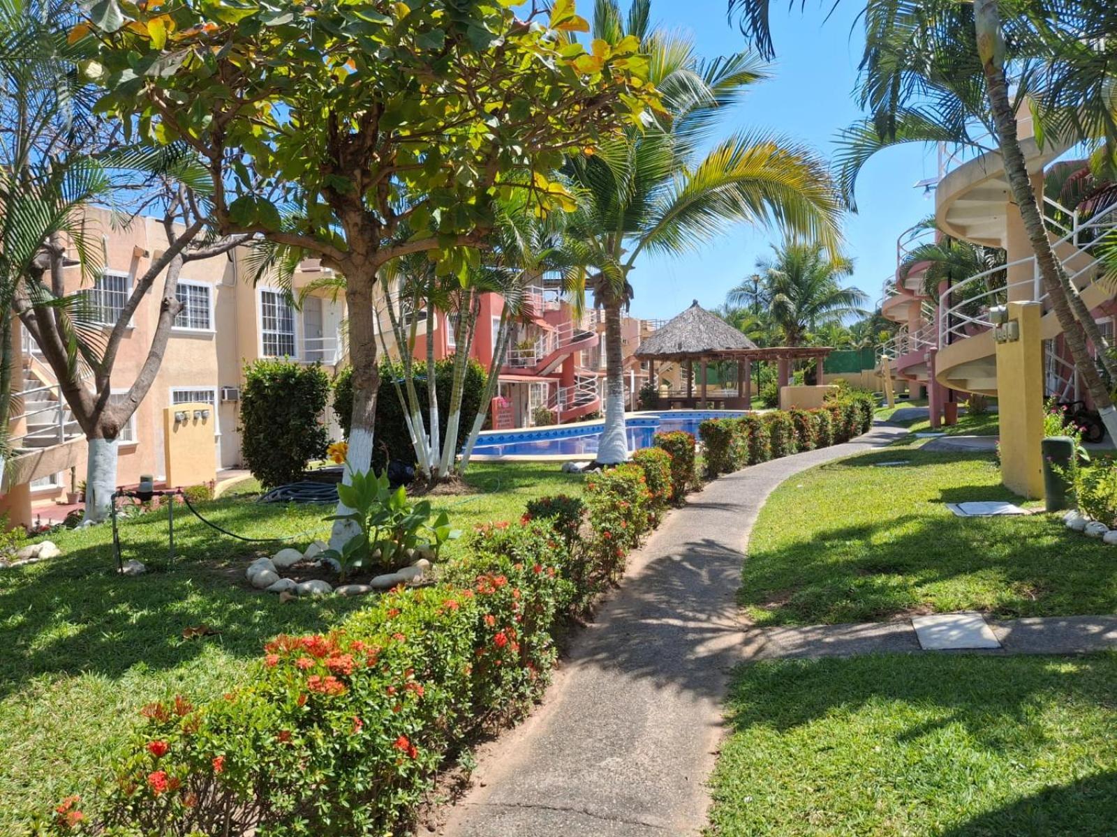 Ixtapa Al Mejor Precio, "Casa Las Conchas" 锡瓦塔塔内霍 外观 照片